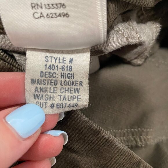 Mother High Waisted Looker Ankle Chew Corduroy Jeans in Taupe Size 26 - Picture 12 of 15